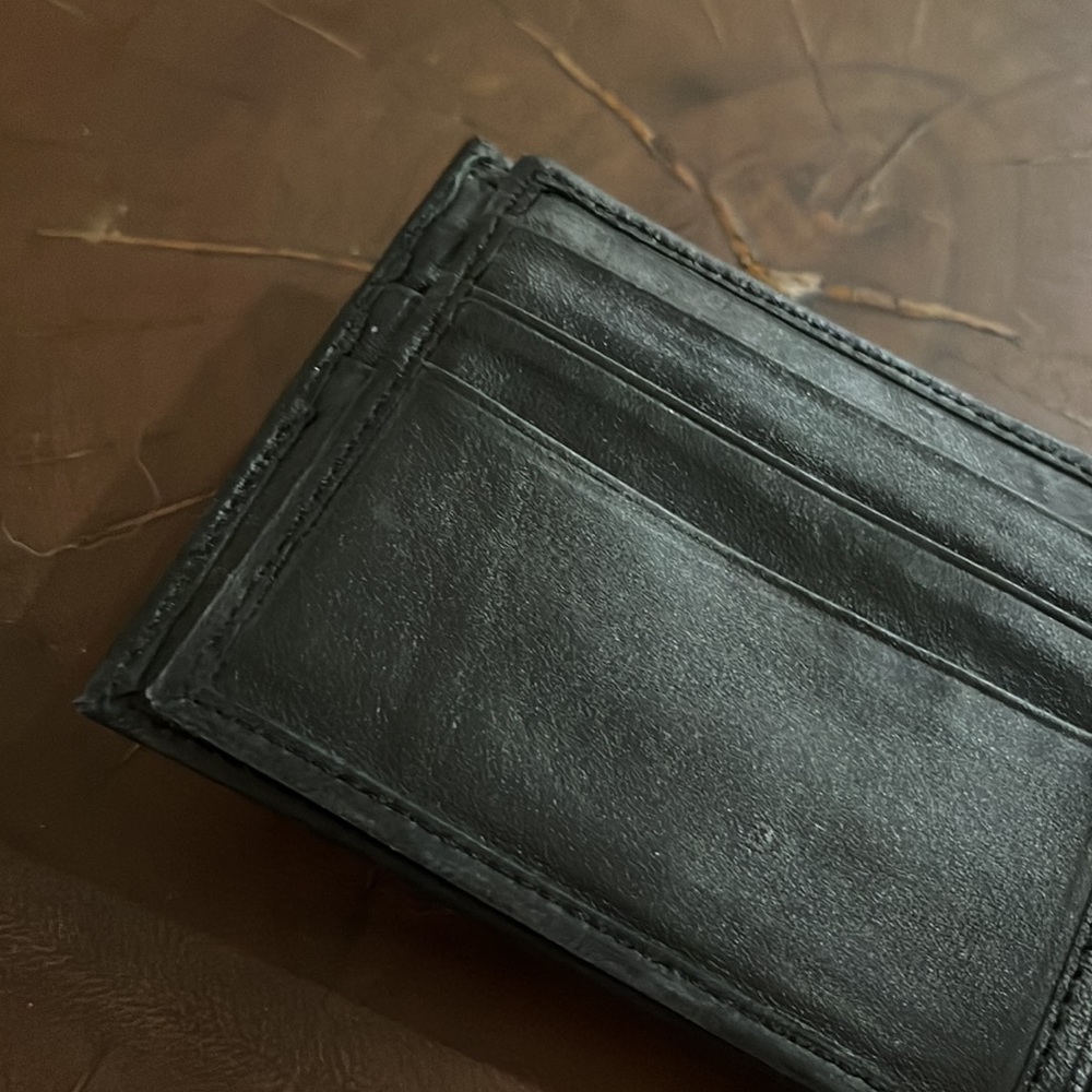 Wallet - Picture 3 of 5